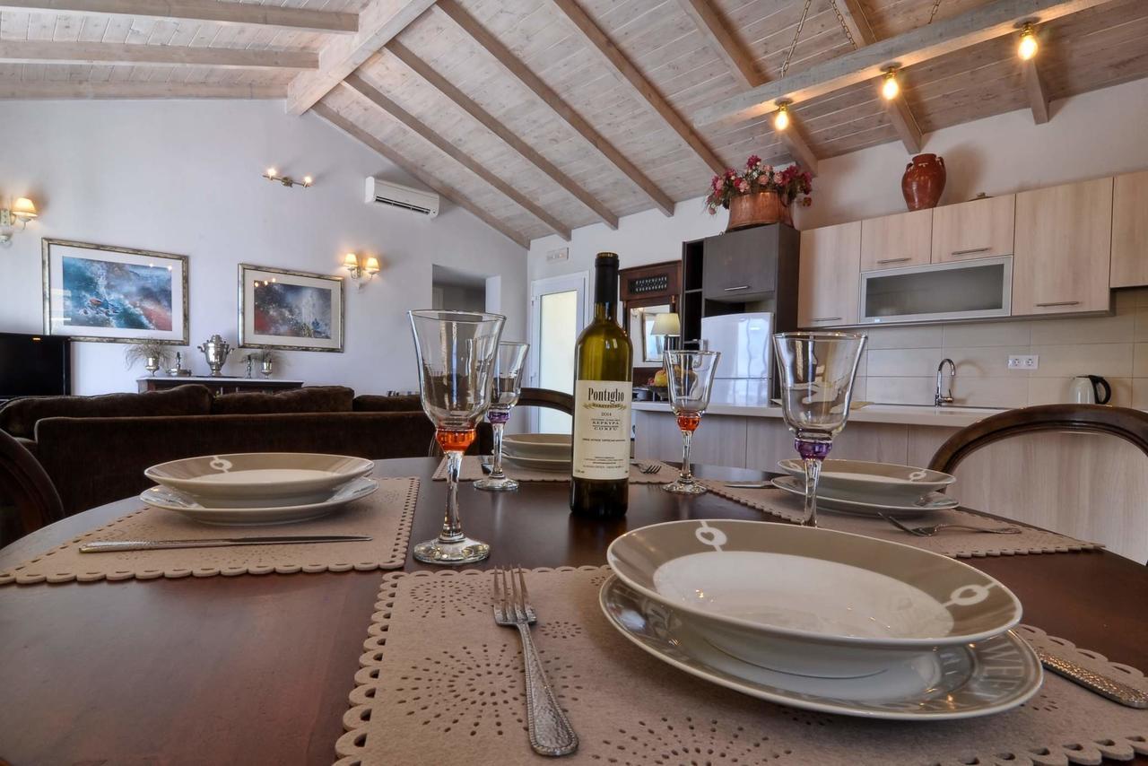 Veroniki Penthouse Deluxe Apartment Agios Ioannis Peristerion Exteriör bild